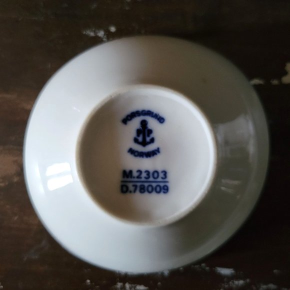 Porsgrund Norway Porcelain Cobalt Blue Old Story Snack Dishes, Trinket Dishes - Picture 5 of 7